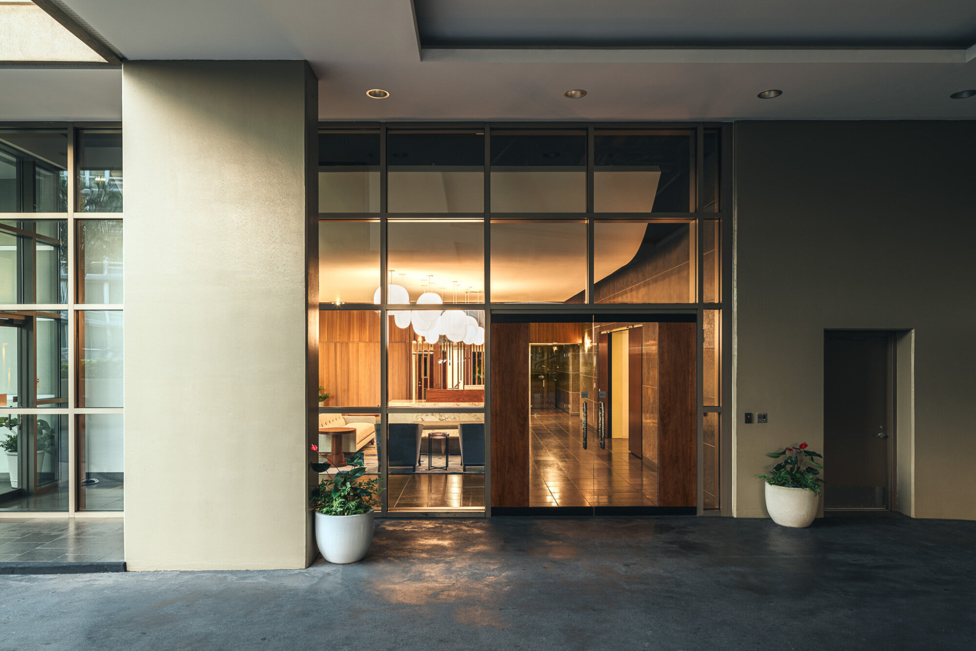 Capitol Place : LIVE Award 
