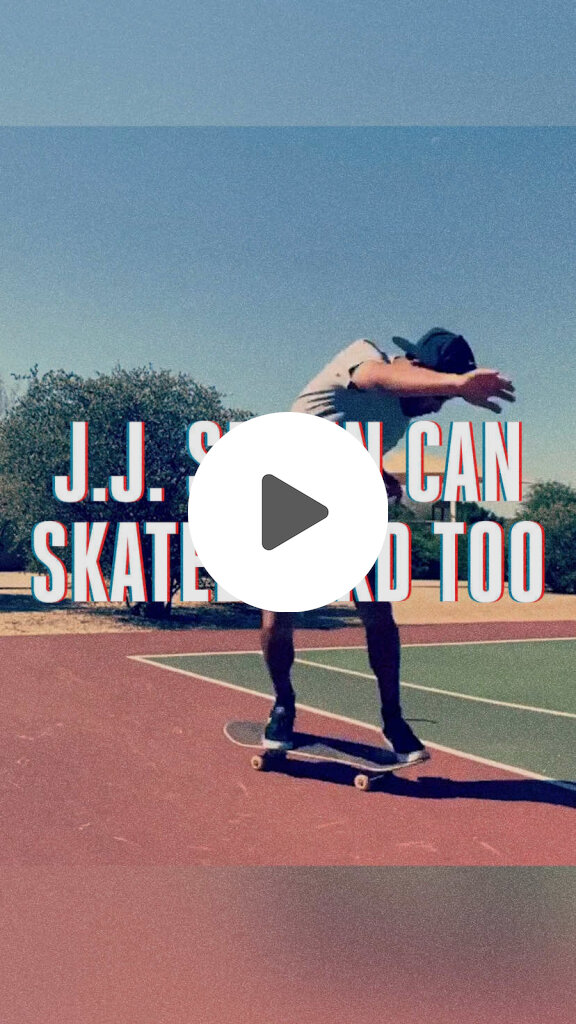 A man of many talents. 🛹