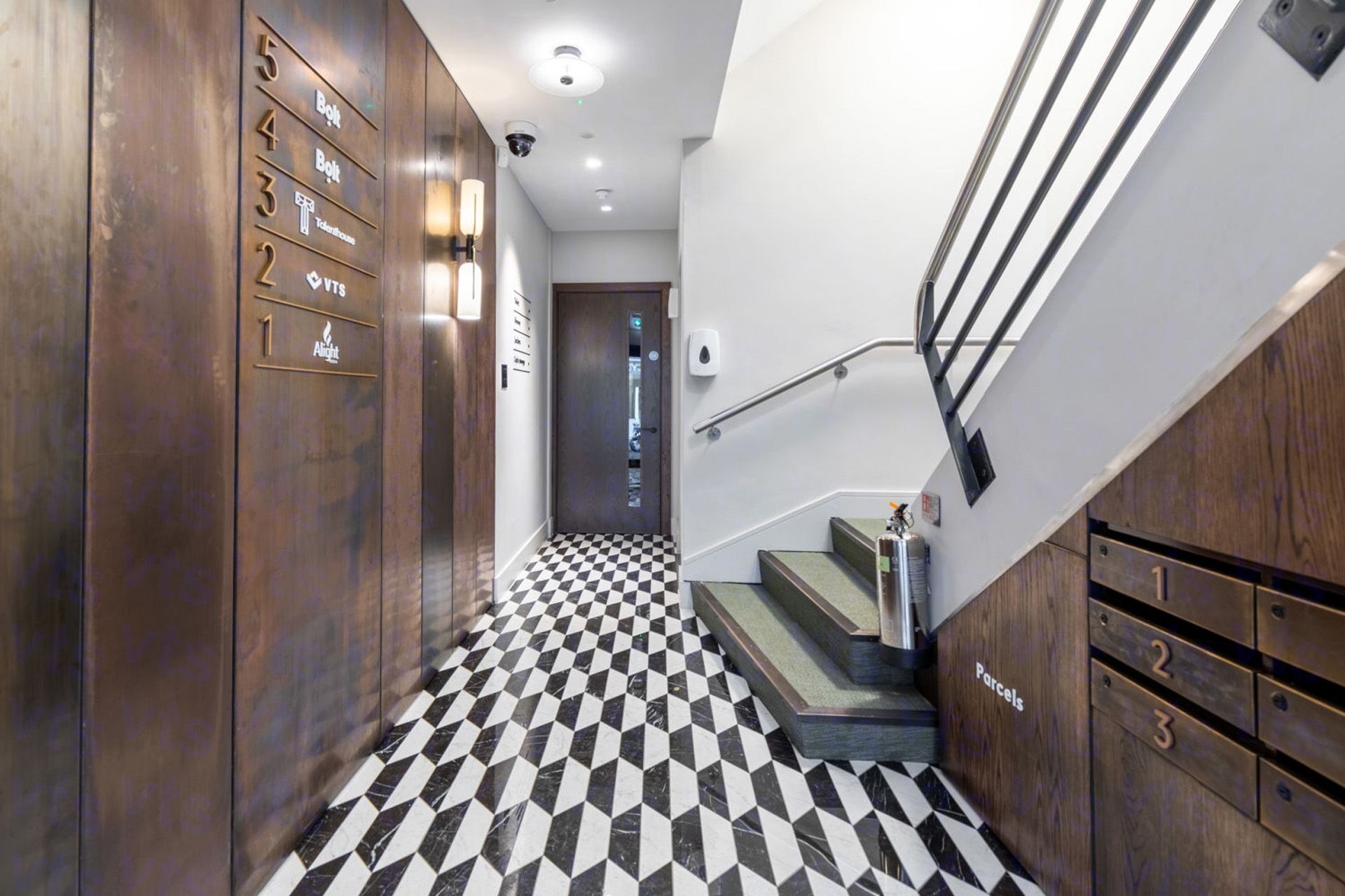 Private Office To Rent, London – photo 1