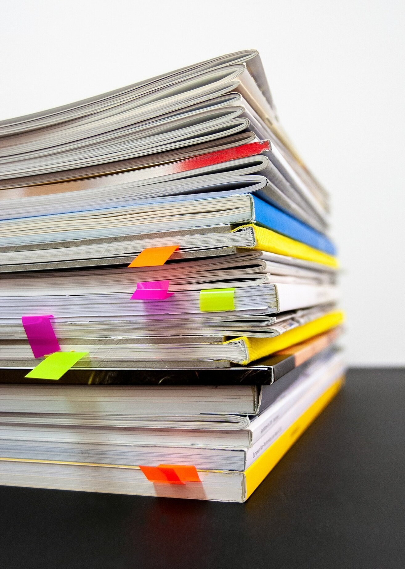 A street sign for a roundabout